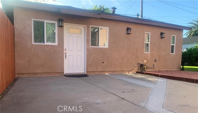 1427 N Buena Vista St
